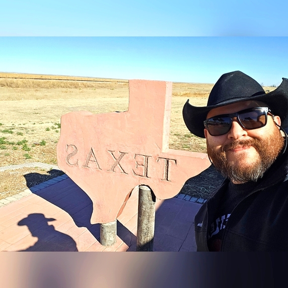 Meet your Posher, Bryan - Picture 3 of 8